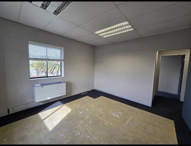 170M² OFFICE TO LET IN TYGER VALLEY